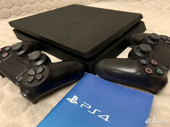 Sony PS4 Slim 1 Tb идеал, 2 джоя игры
