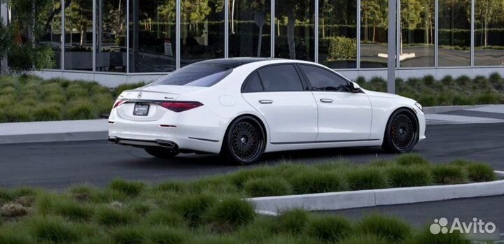 Кованые диски в стиле HRE для Mercedes S-class R22