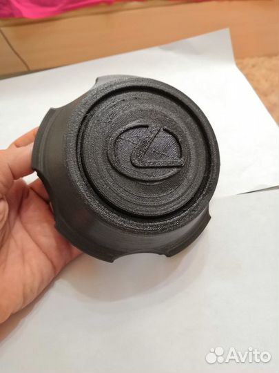 Колпак ступицы колеса Toyota Land Cruiser Lexus 47