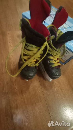 Хоккейные коньки bauer детские
