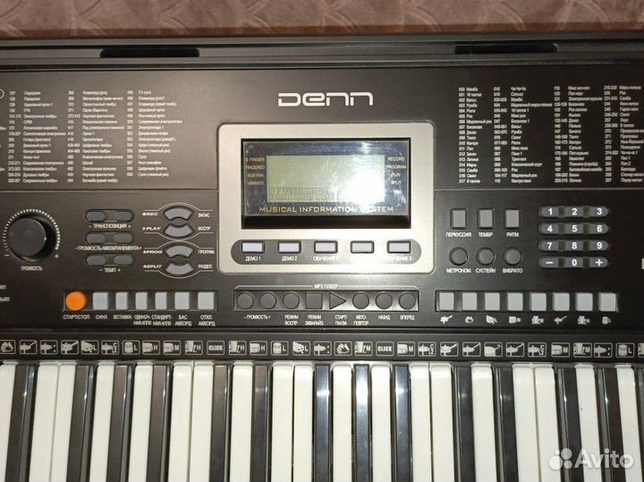 Синтезатор denn dek604