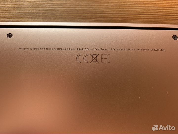 Macbook Air 13 2020 i3