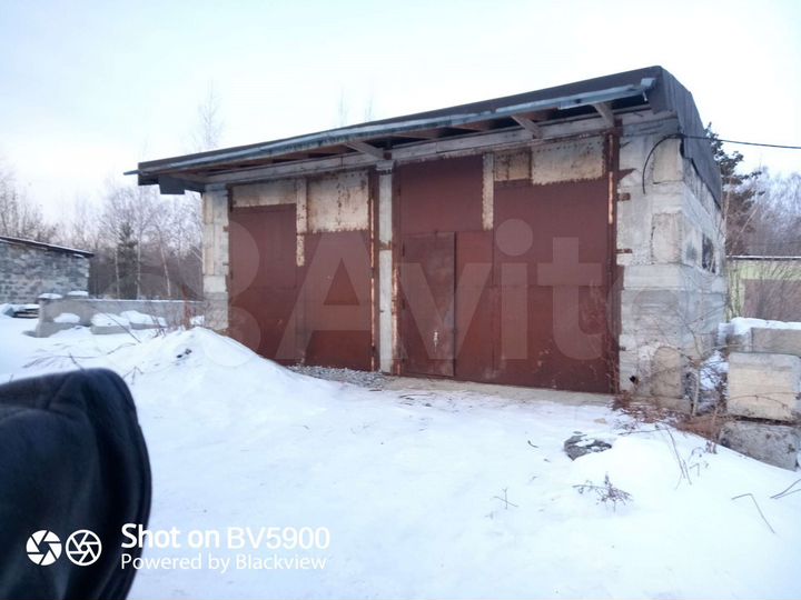 Гараж, > 30 м²