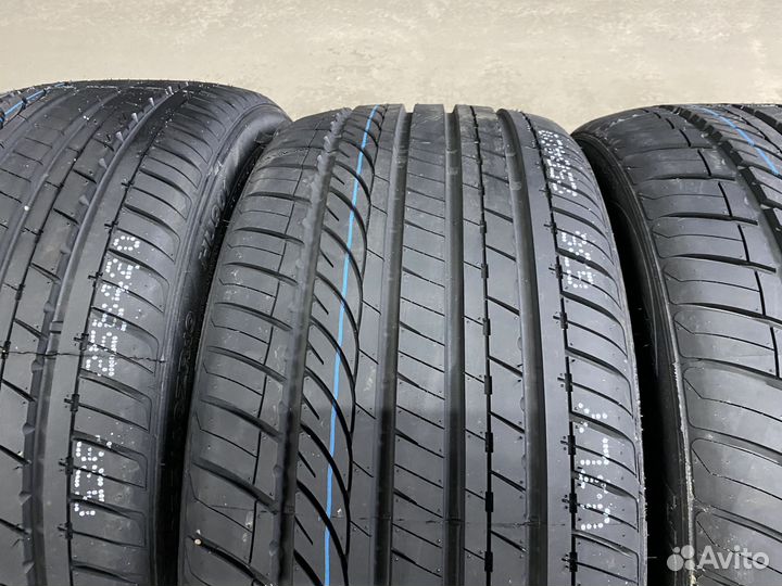 Headway HU901 245/40 R19 98W