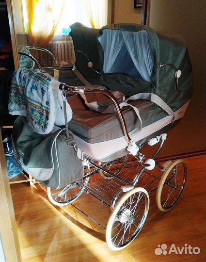 Прогулочная коляска 2 в 1