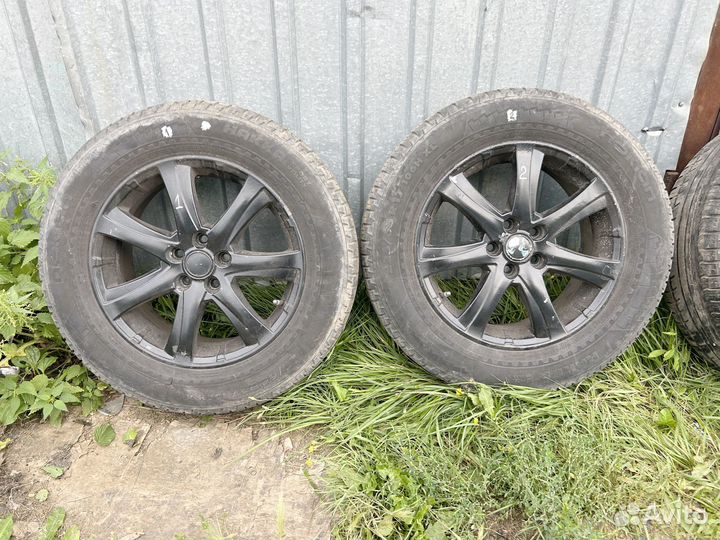 Литые диски R17 с резиной nokian Volvo XC90