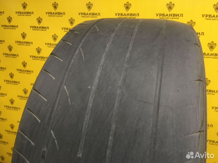 Yokohama Advan Fleva V701 245/40 R17 95W