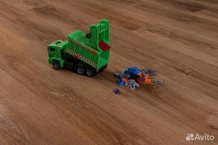 Кварцвиниловый ламинат