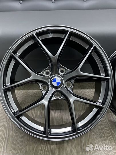 Диски одноширокие XTX001 R18 5*120 на BMW F10 F30