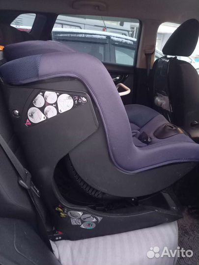 Автокресло 9 до 18 кг Chicco Oasys