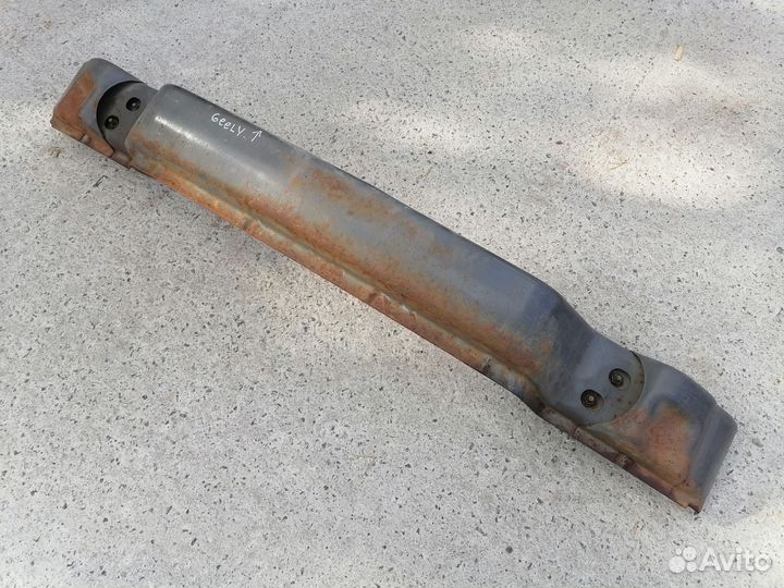 Geely emgrand FE 1 EC 7 Усилитель заднего бампера