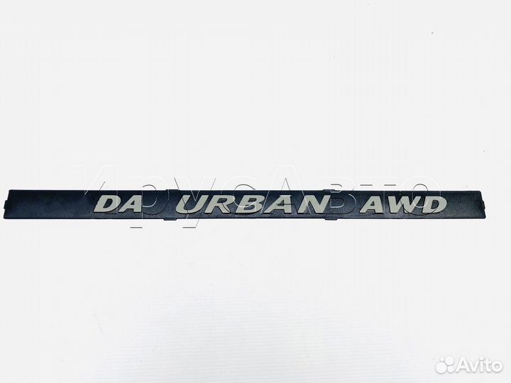 Накладка крышки багажника Нива урбан urban AWD