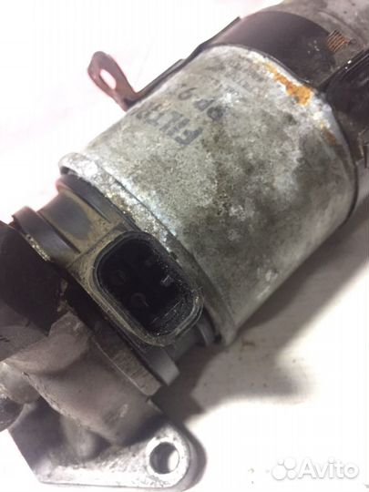 Топливный фильтр Hyundai Santa Fe 2010