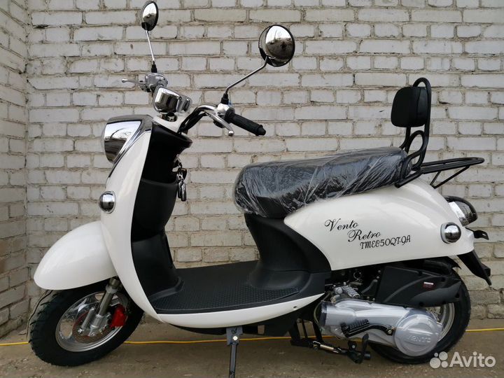 Скутер Vento retro 50/150cc теплый белый в наличии