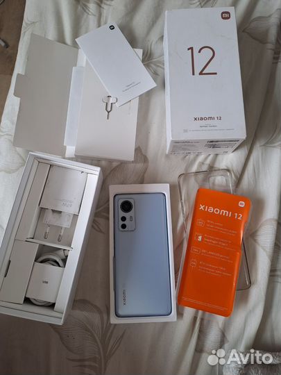 Xiaomi 12, 12/256 ГБ