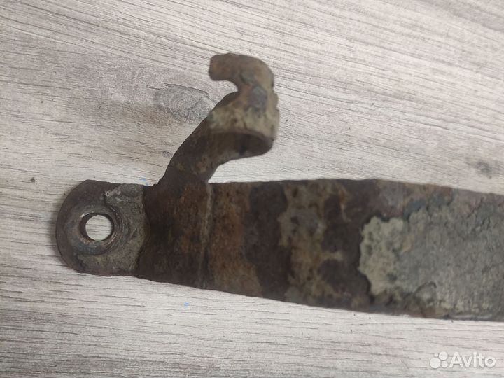 Лента крепления бензобака левая Chevrolet lacetti