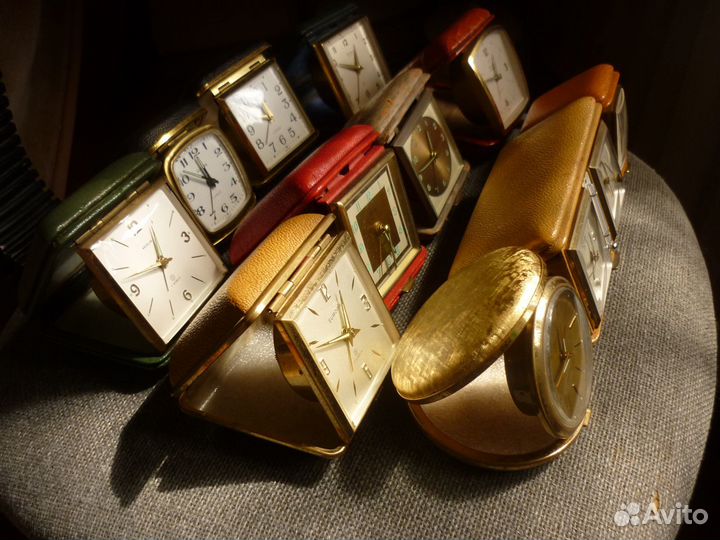 Часы будильник дорожные