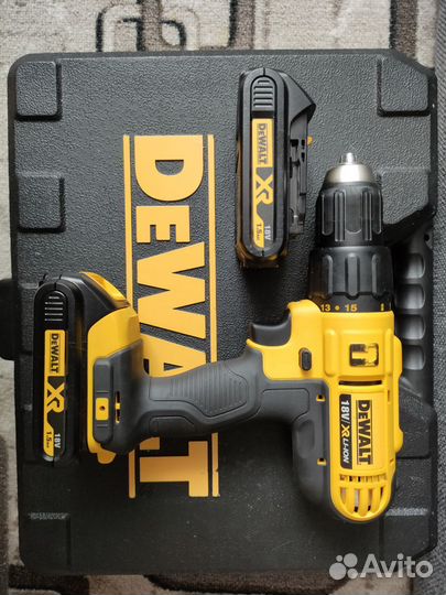 Аккумуляторная дрель шуруповерт dewalt