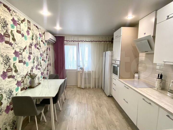 3-к. квартира, 72 м², 6/14 эт.