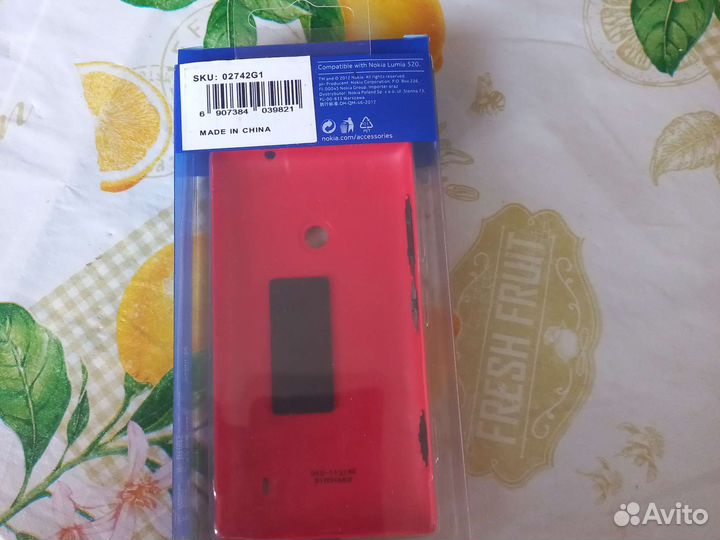 Чехлы на телефон