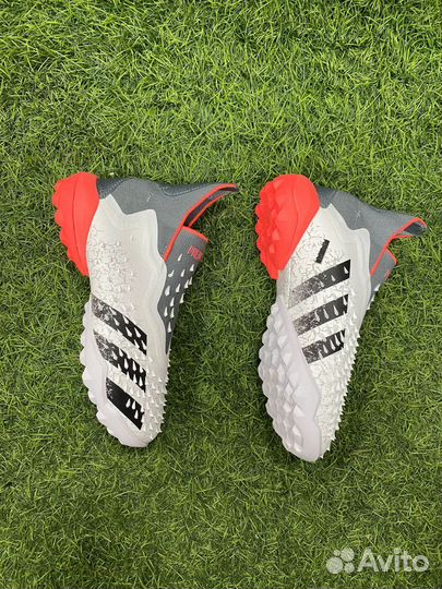 Сороконожки adidas predator
