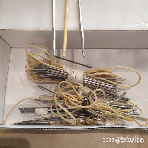 Спицы для вязания и крючки