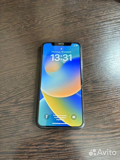iPhone Xs, 256 ГБ