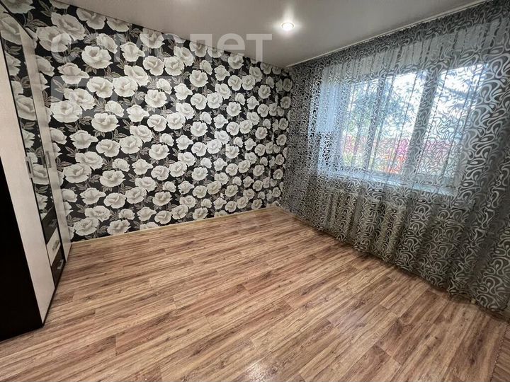 Комната 18 м² в 1-к., 2/2 эт.