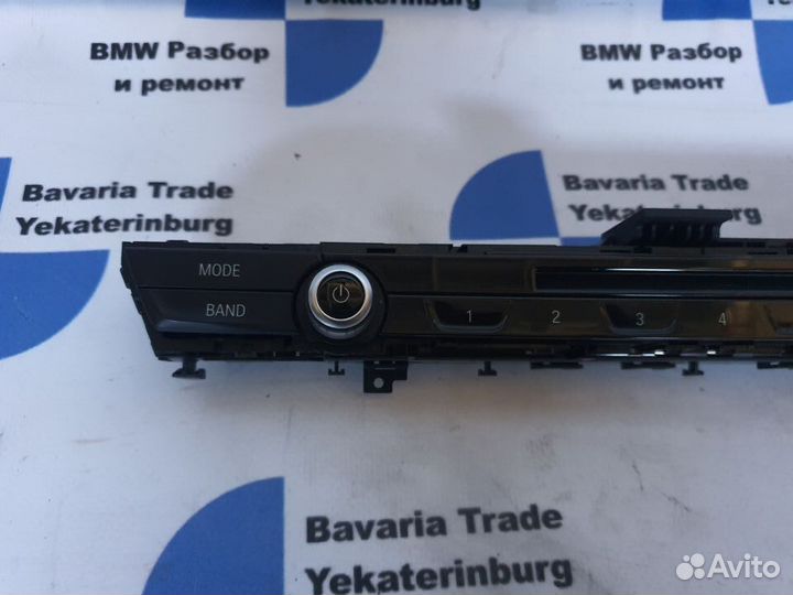 Панель управления магнитолой BMW G30