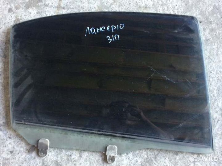 Стекло двери заднее правое Mitsubishi Lancer CY