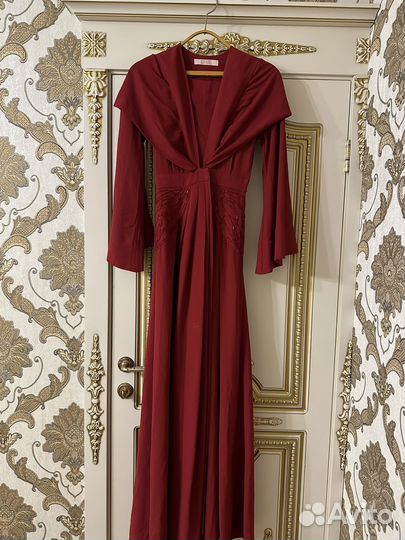 Вечернее платье шикарное новое