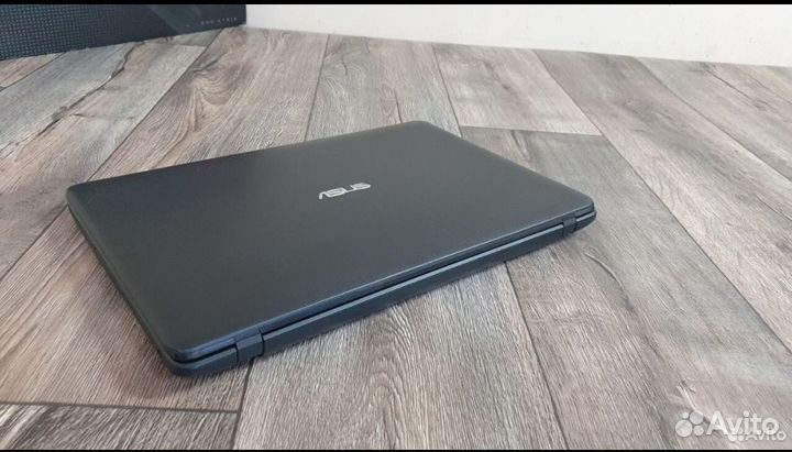 Ноутбук asus