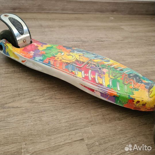 Самокат трехколесный