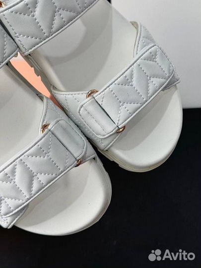 Сандали Miu Miu