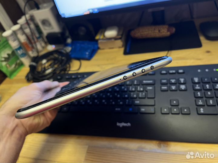 Планшет bliss pad r9011