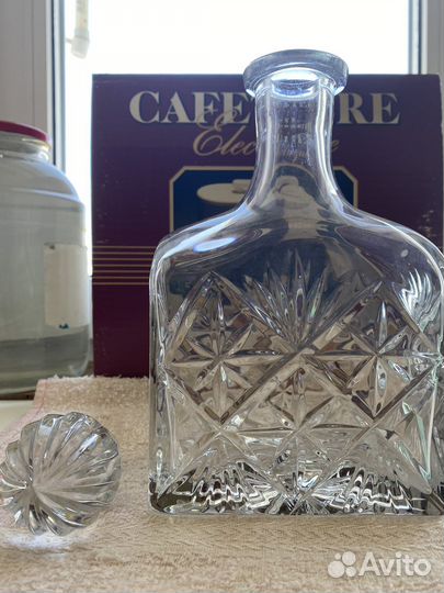 Графин хрустальный