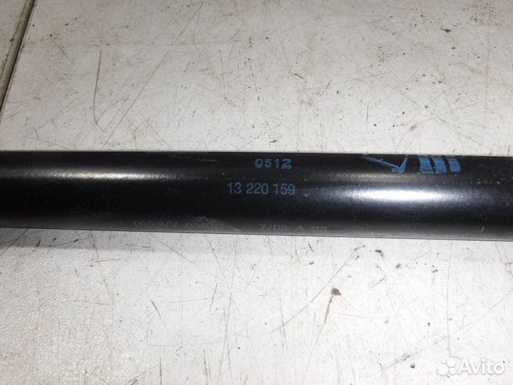 Амортизатор двери багажника Opel Astra H