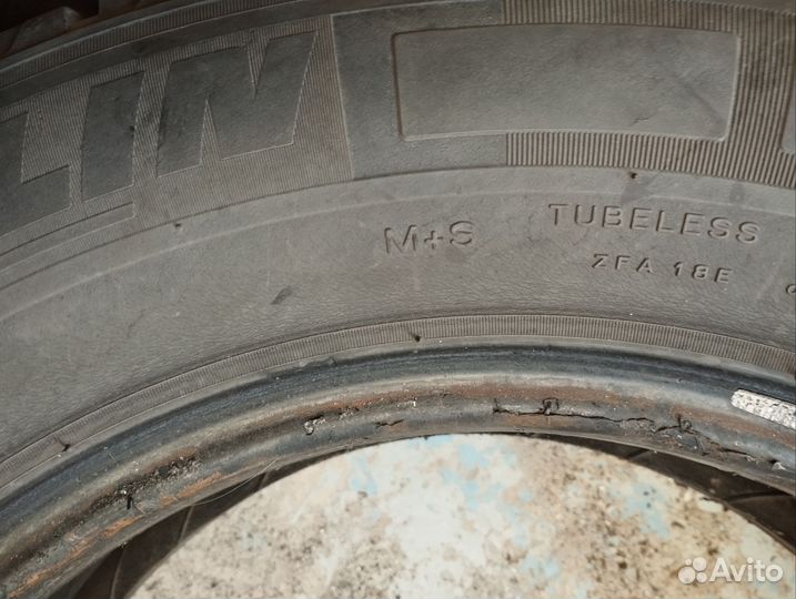 Michelin 225 65 16с