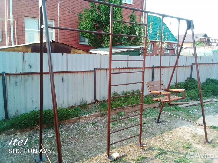 Спортивный уличный комплекс 