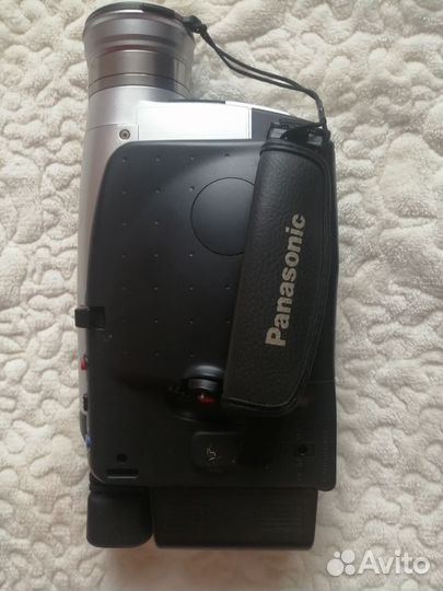 Цифровая видеокамера panasonic