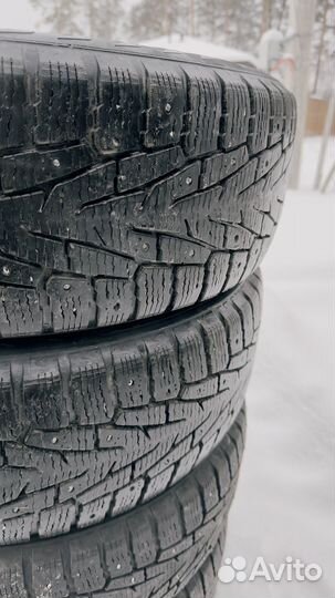 Nokian Tyres Hakkapeliitta 7 SUV 225/65 R17 102