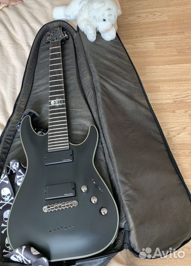 Электрогитара Schecter Diamond Series