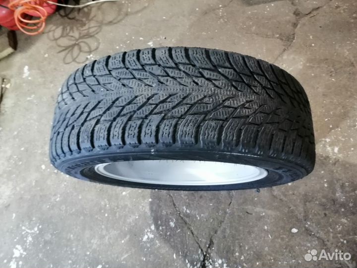 Nokian Tyres Hakkapeliitta R3 SUV 215/65 R17