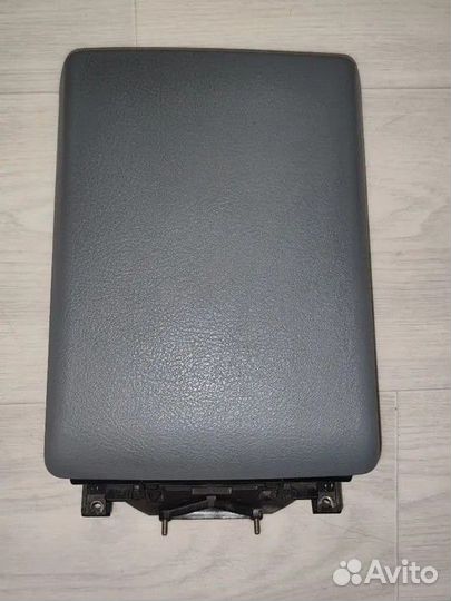 Подлокотник BMW e39