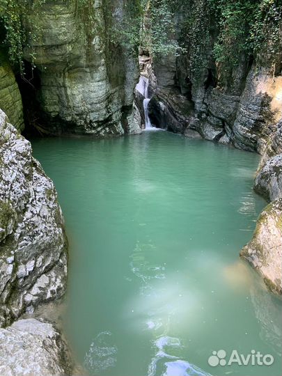 Экскурсия на Агурские водопады и орлиные скалы