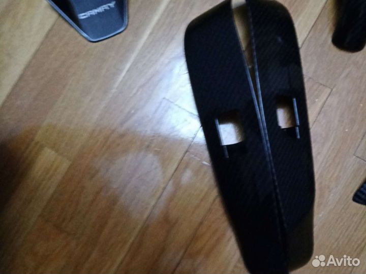 Запчасти от салона Camry 3.5