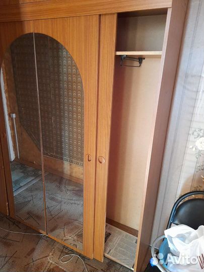 Шкаф для одежды бу