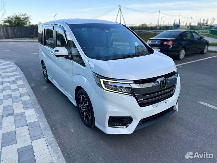 Honda Stepwgn 1.5 CVT, 2019, 75 000 км