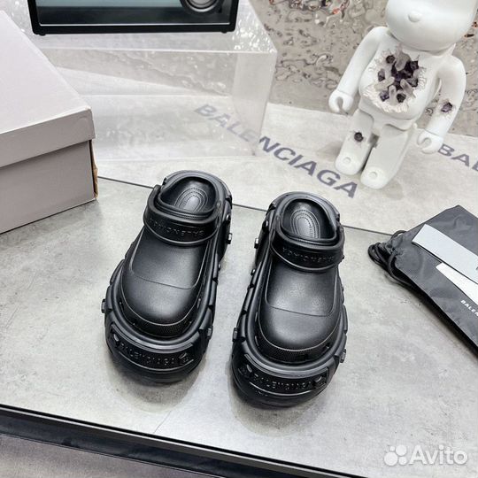 Сабо Balenciaga x Crocs