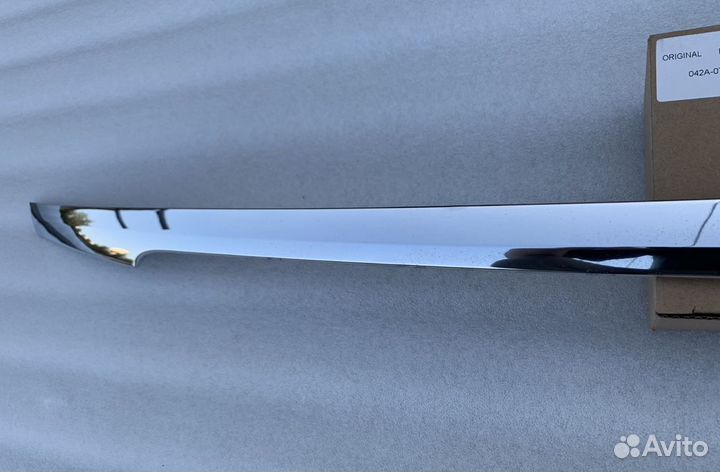 Накладка крышки багажника Mercedes S W222 X222